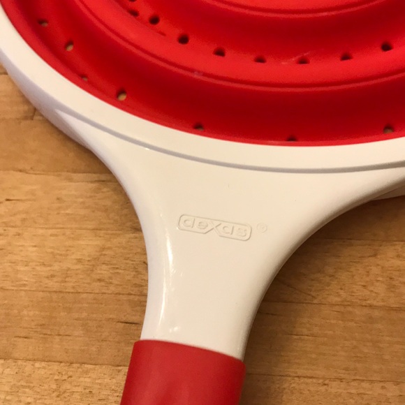 Dexas Silicone pop and store colander, pan & tray - Picture 3 of 8